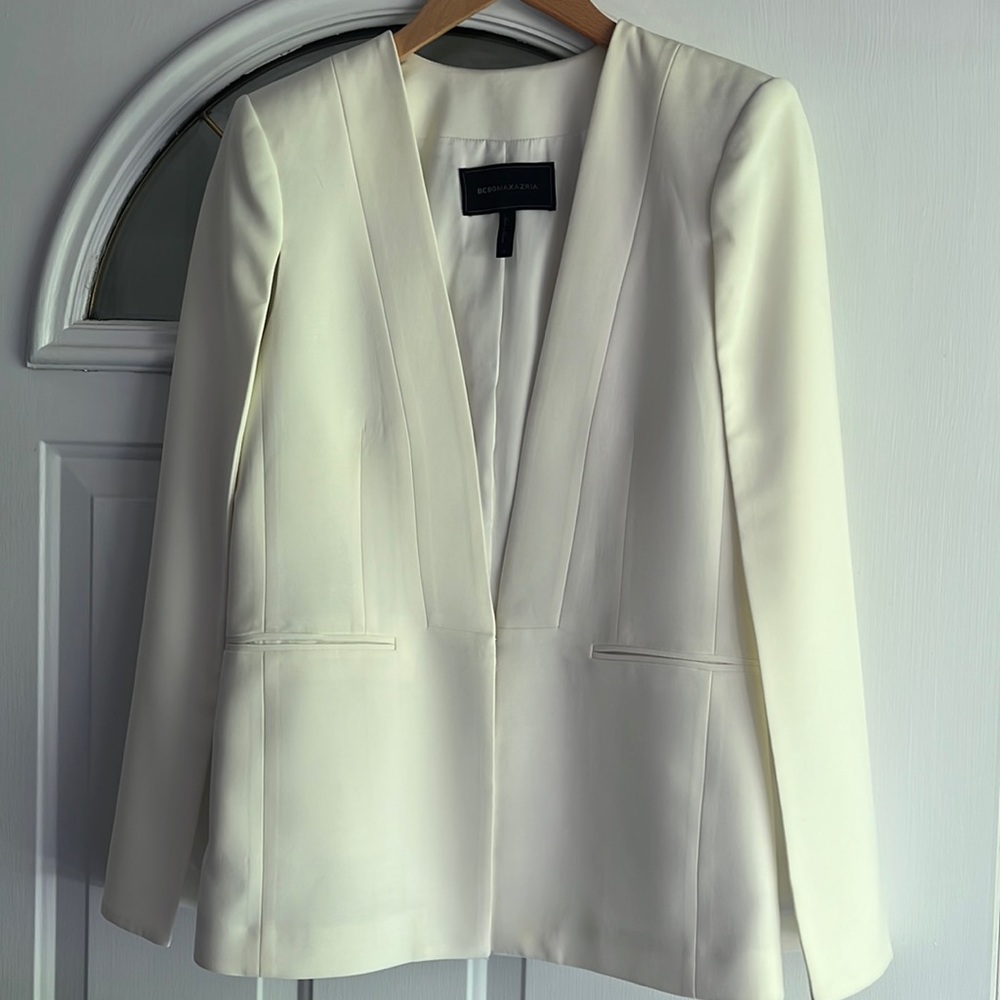 Bcbg MaxAzria blazer